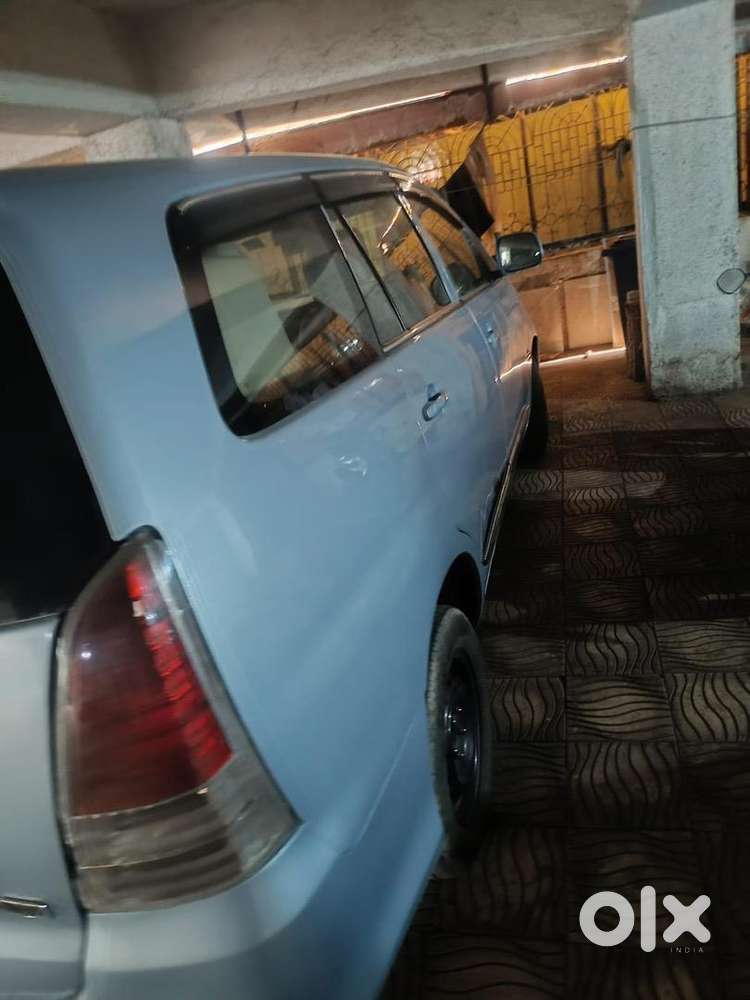 Toyota Innova 2011 Diesel / 1st Owner 125000 Km / Immaculate Condition