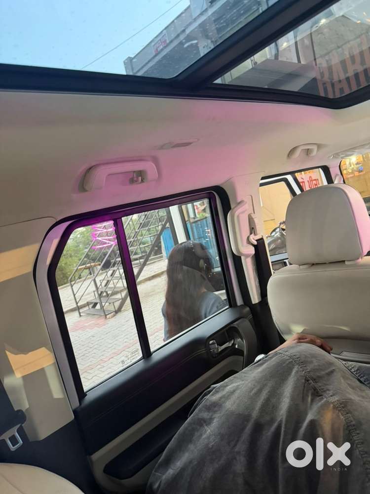 Mahindra Thar Roxx Diesel 2025