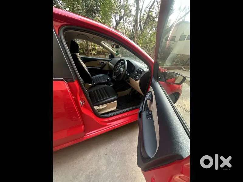 Volkswagen Polo Petrol Highline 1.2l, 2016, Petrol