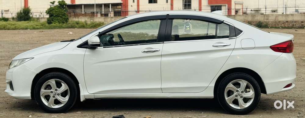 Honda City 1.5 V 4th Gen I-vtec Mt, 2016, Petrol