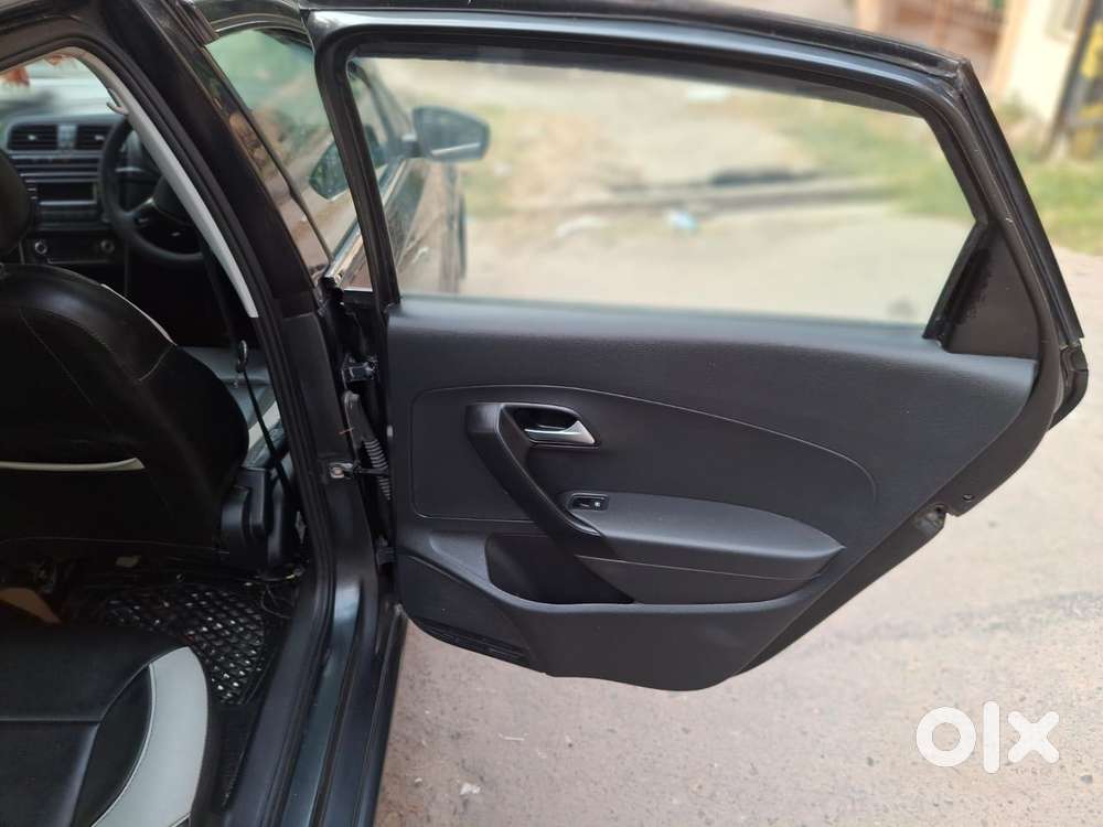 Volkswagen Vento 1.2 Tsi Highline At, 2016, Petrol