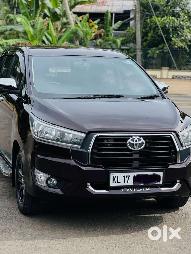Toyota Innova Crysta G 2017