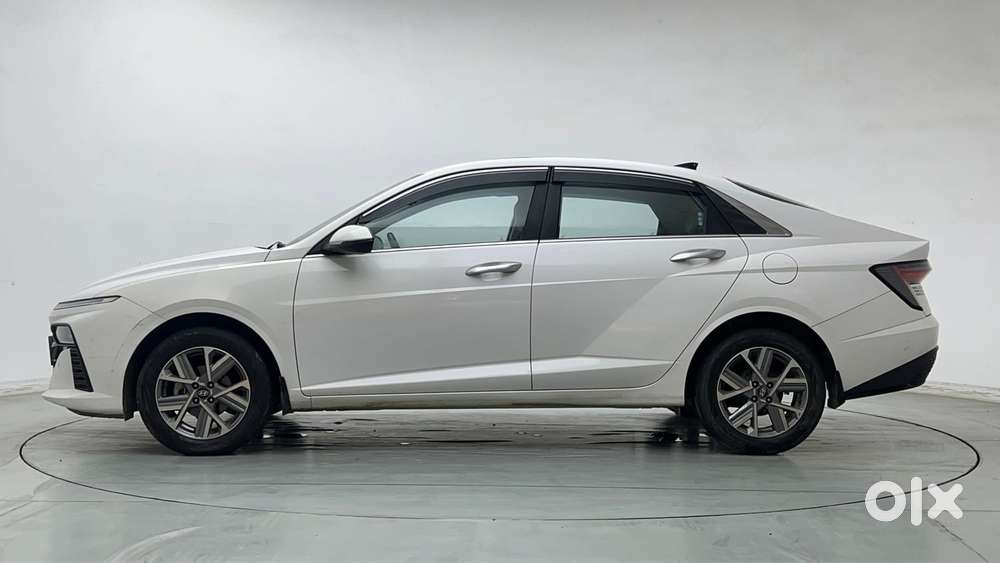 Hyundai Verna 1.5 Sx (o) Petrol Mt, 2023, Petrol