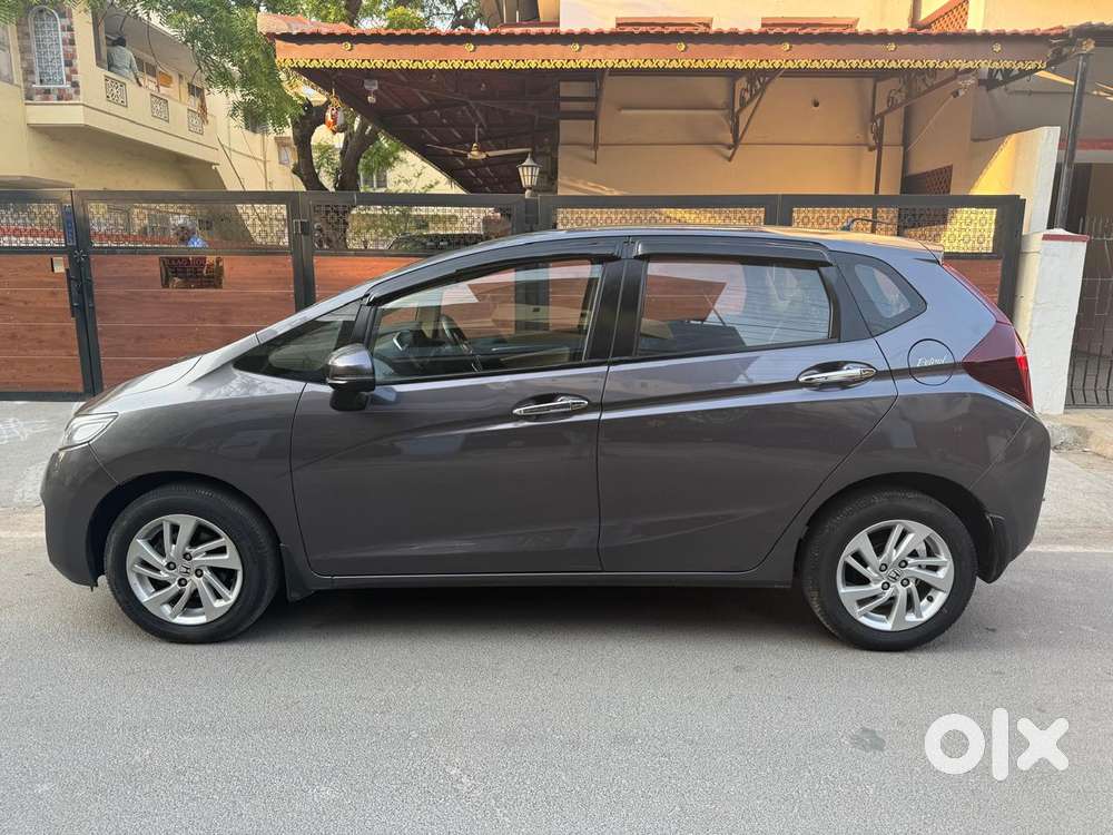 Honda Jazz V Automatic, 2017, Petrol