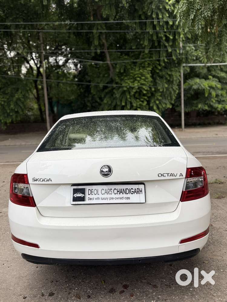 Skoda Octavia Elegance 2.0 Tdi At, 2014, Diesel