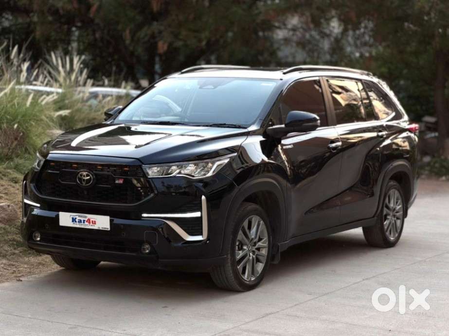 Toyota Innova Hycross 2.0 Zx Hybrid 7 Str, 2025, Petrol