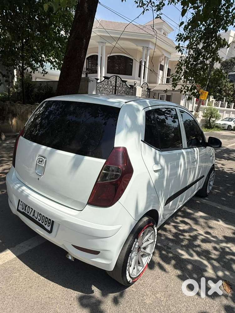 Hyundai I10 2011 Petrol Well Maintained