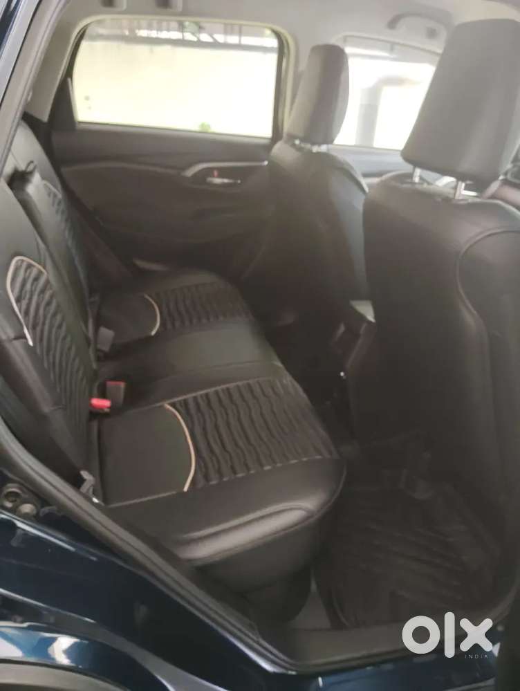 Maruti Suzuki Grand Vitara 2025 Hybrids Ecvt 14000 Km Driven