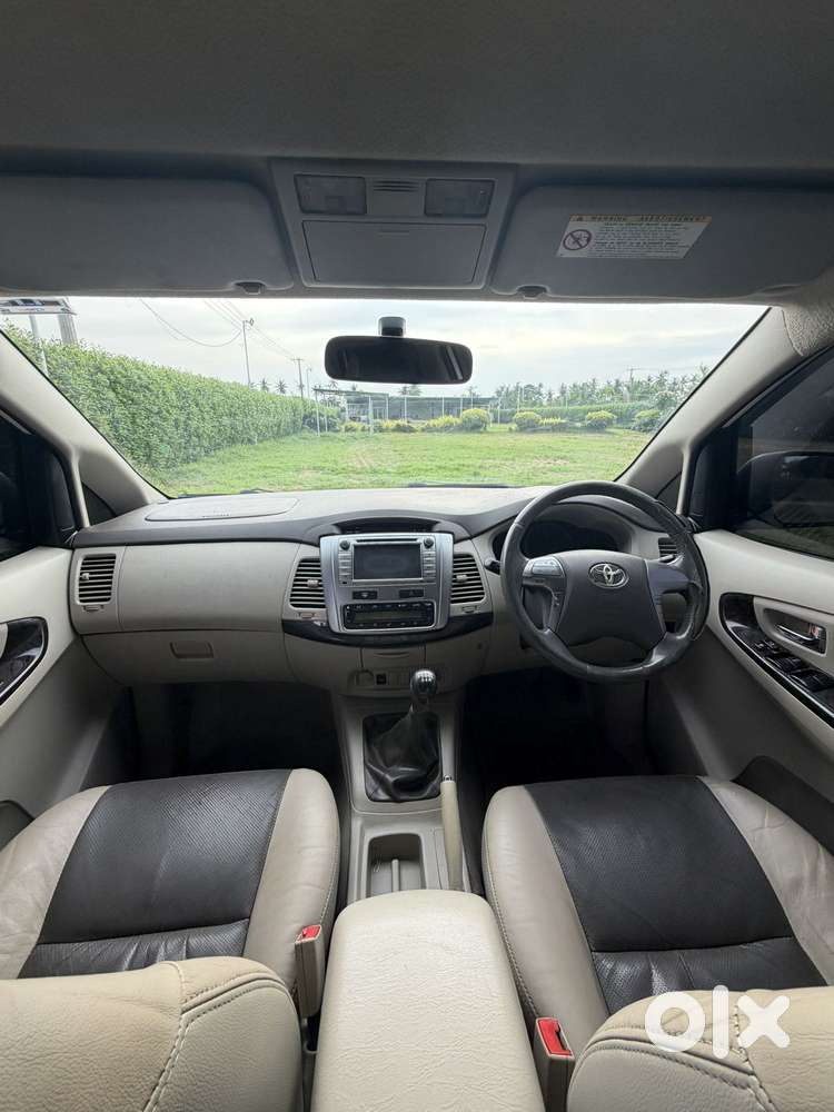 Toyota Innova 2.5 Zx 7 Str Bs-iv, 2014, Diesel