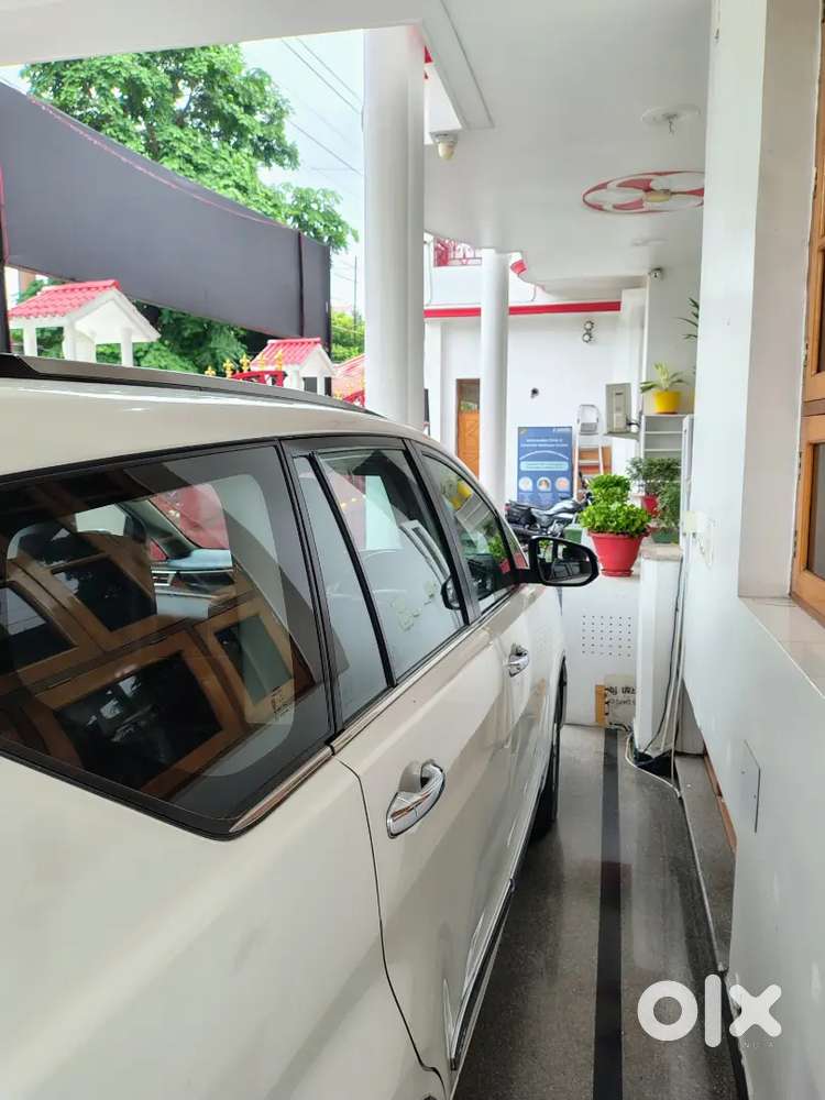Toyota Innova Crysta 2017
