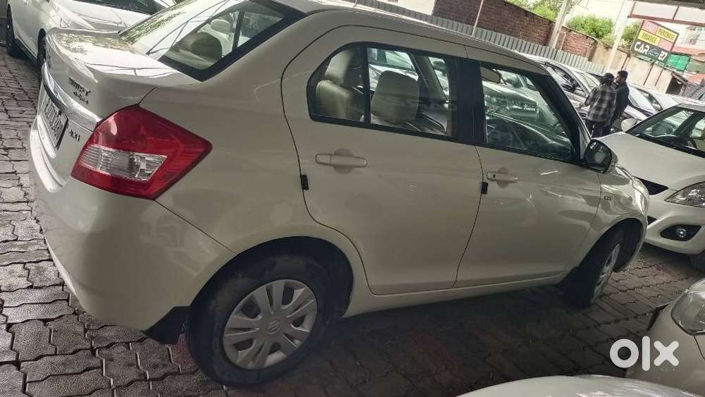 Maruti Suzuki Swift Dzire Vxi Optional, 2013, Petrol