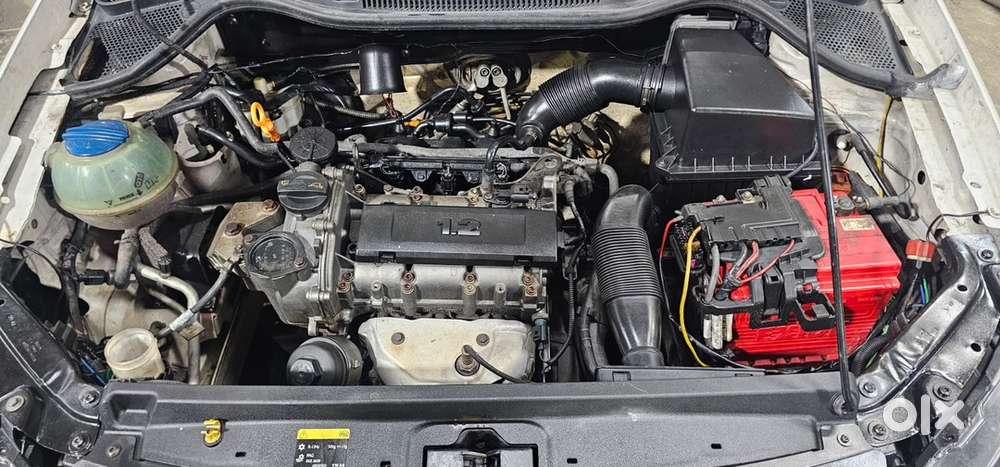 Volkswagen Polo Petrol Automatic 2012