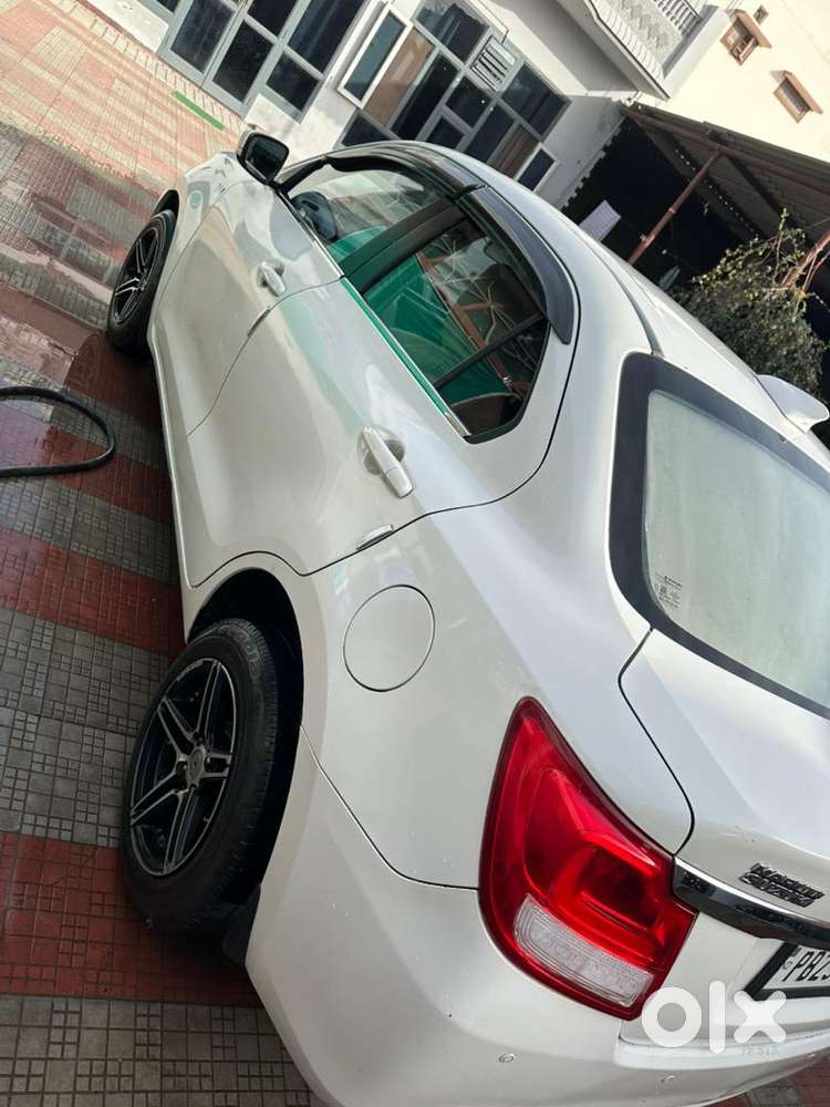 Maruti Suzuki Dzire 2018 Diesel 185000 Km Driven
