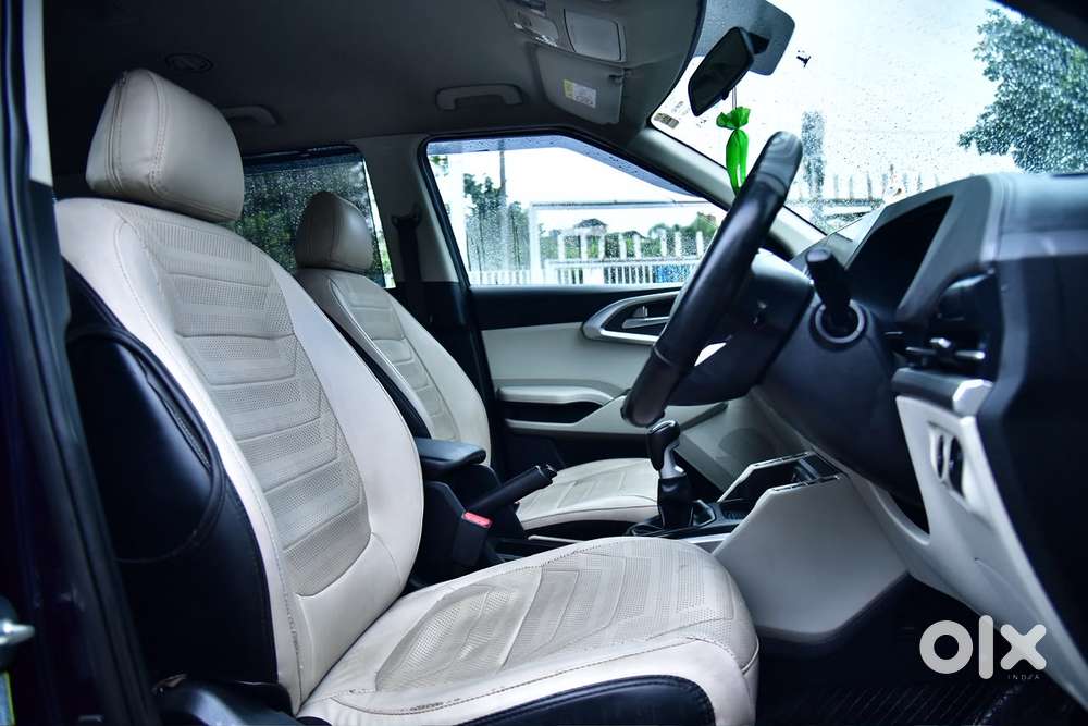 Kia Carens 1.4 Prestige Plus Turbo 7 Str, 2023, Petrol