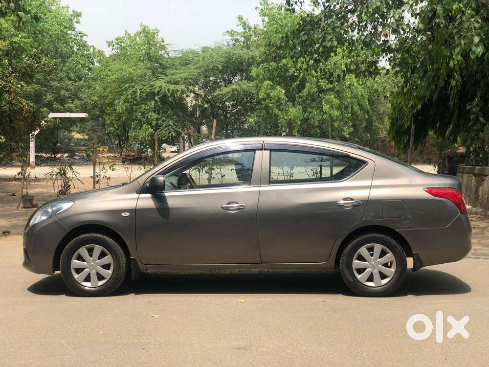 Nissan Sunny Xv Premium Pack (leather), 2015, Diesel