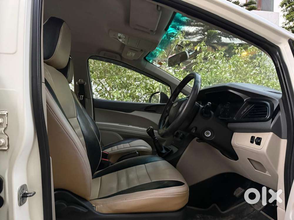 Mahindra Marazzo, 2019, Diesel