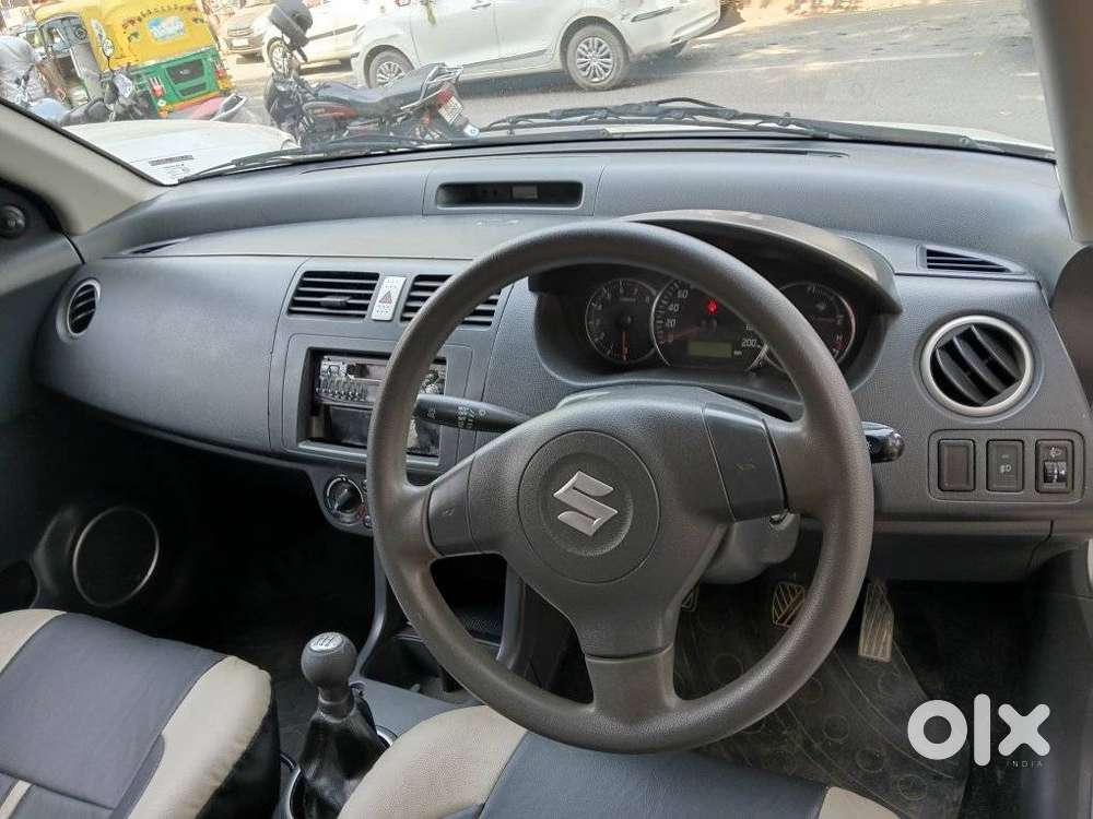 Maruti Suzuki Swift 2011-2014 Vxi, 2011, Petrol