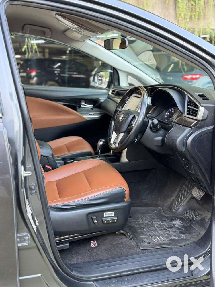 Toyota Innova Crysta 2.8 Zx At 7 Seater, 2018, Diesel