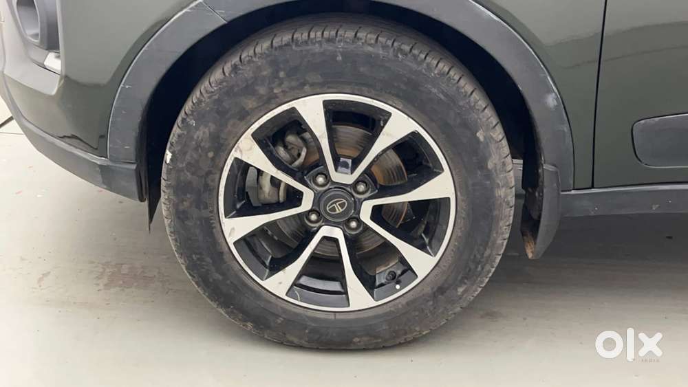 Tata Nexon 1.2 Revotron Xza Plus (o) Dual Tone, 2020, Petrol
