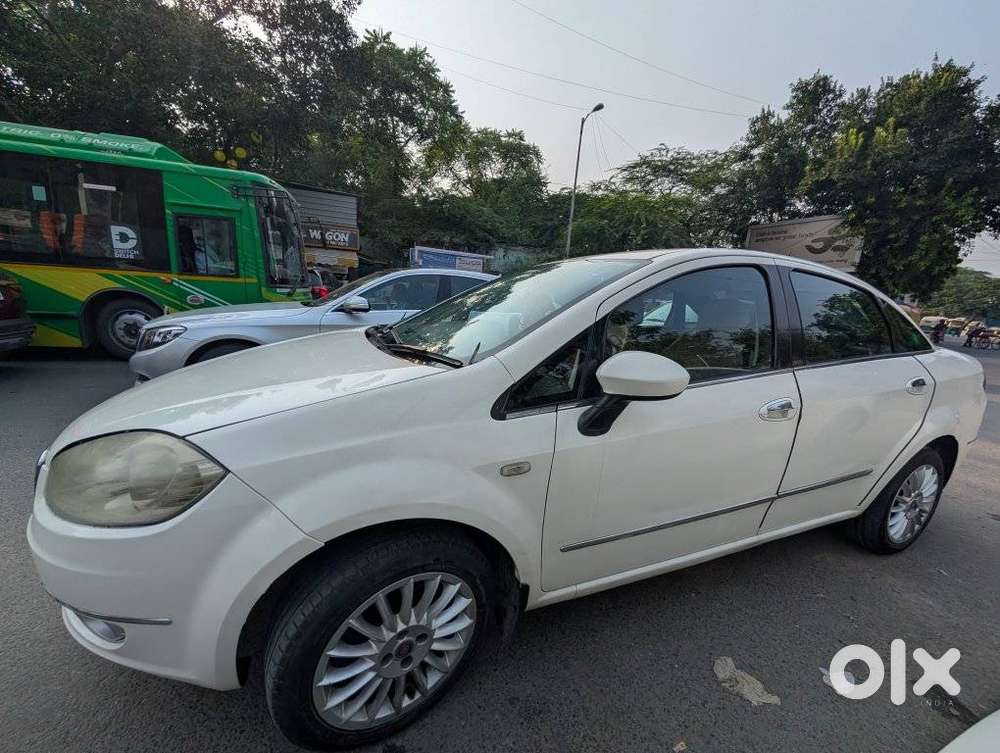 Fiat Linea Power Up 1.4 T-jet Emotion, 2011, Petrol