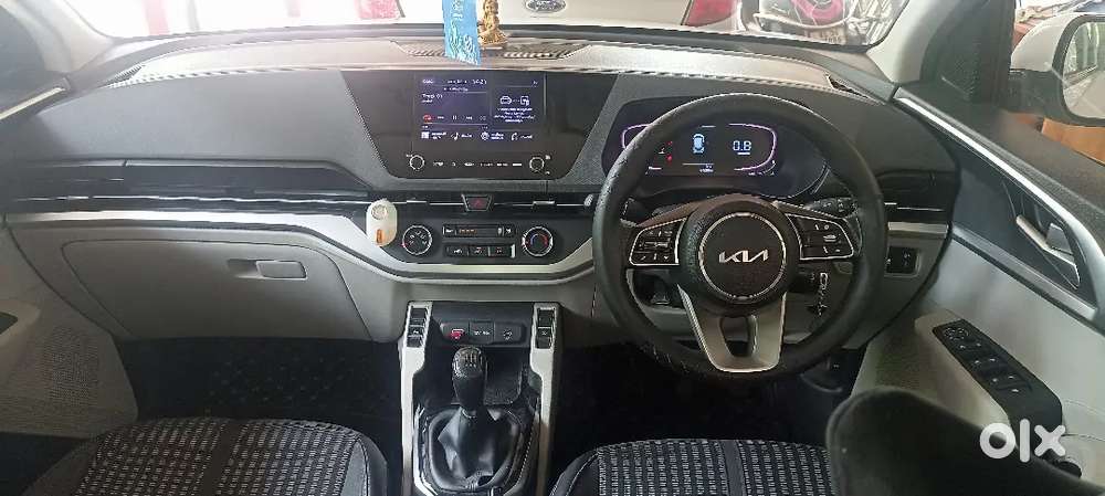 Kia Carens Diesel Manual 2022 Variant