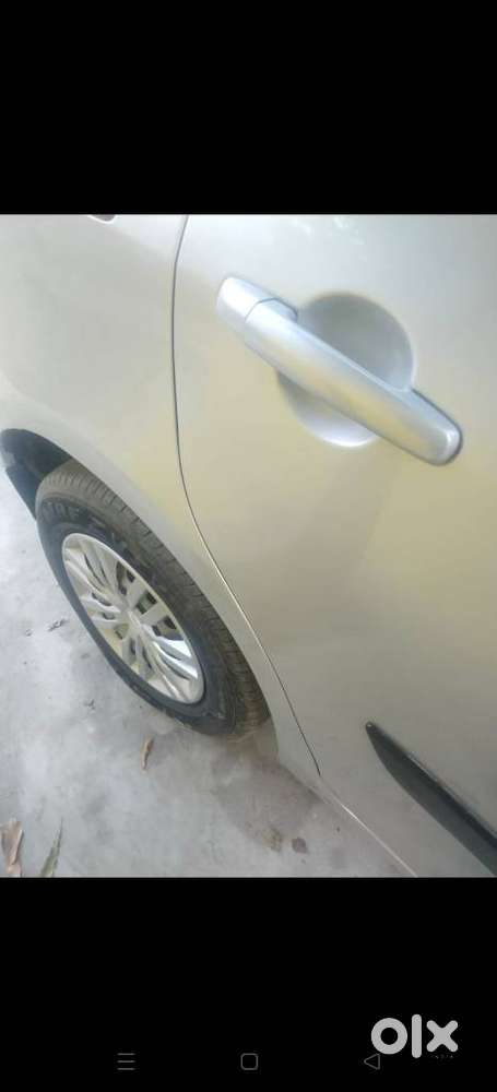 Maruti Suzuki Swift Lxi Optional-o, 2015, Petrol