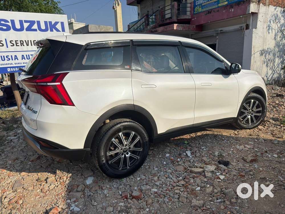 Mahindra Xuv700 Ax7 Diesal November 2023 Diesel 26700 With Adas