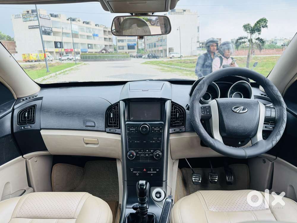Mahindra Xuv500 2.2 W10, 2015, Diesel