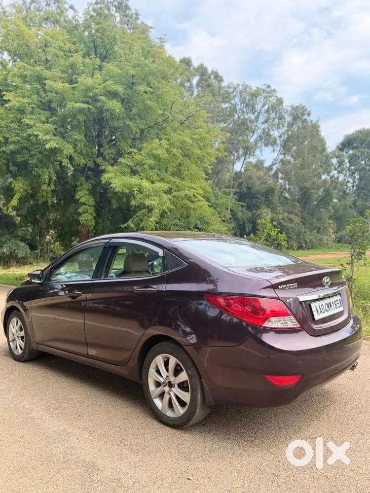 Hyundai Verna Fluidic 1.6 Vtvt Sx, 2014, Petrol