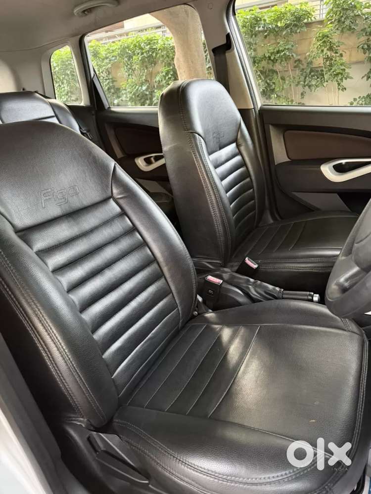 Ford Figo Petrol Titanium, 2011, Petrol