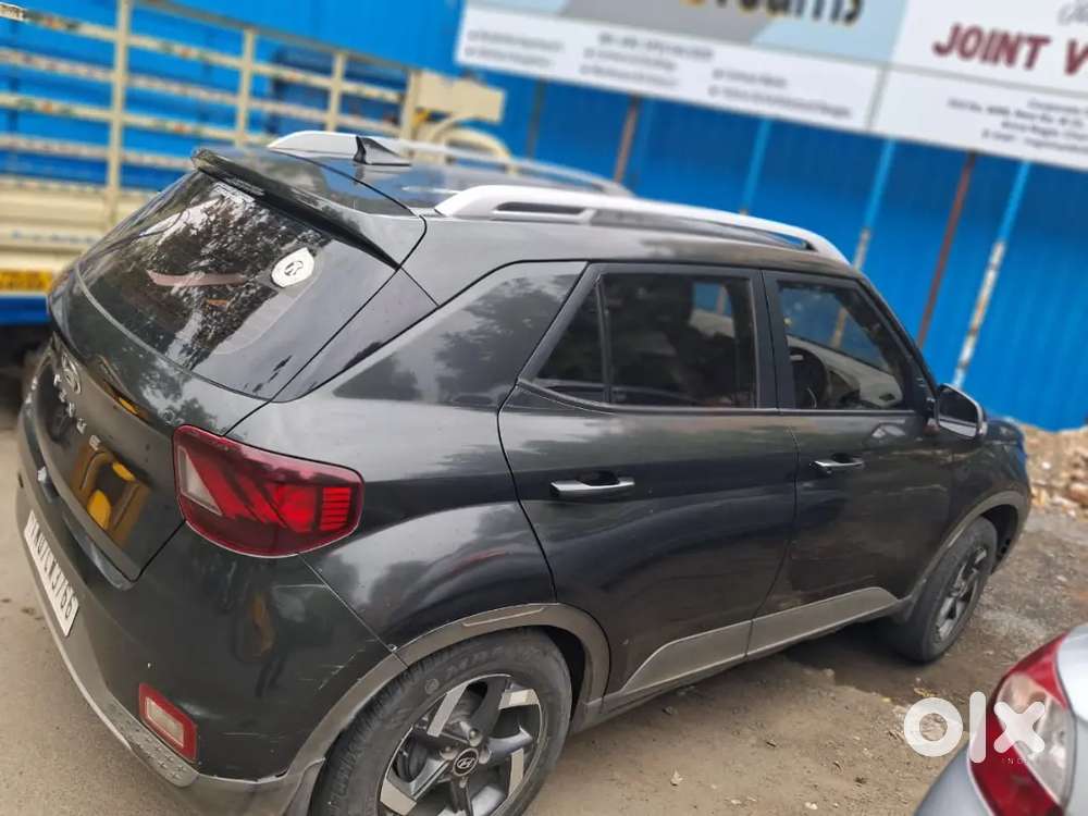 Hyundai Venue Diesel 2021