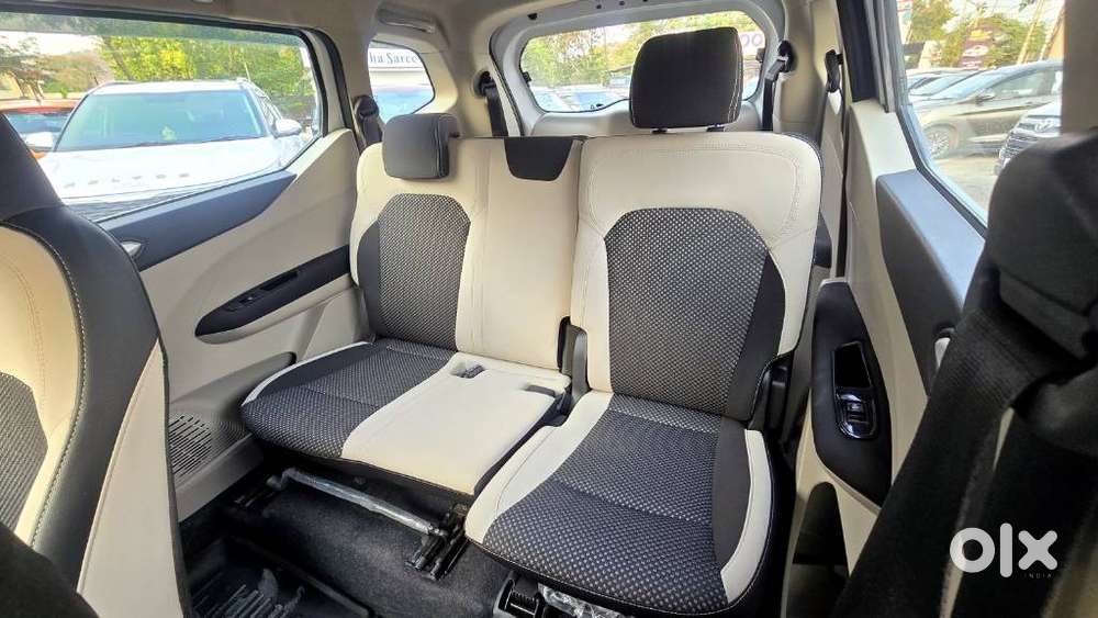 Renault Triber Rxz, 2020, Petrol