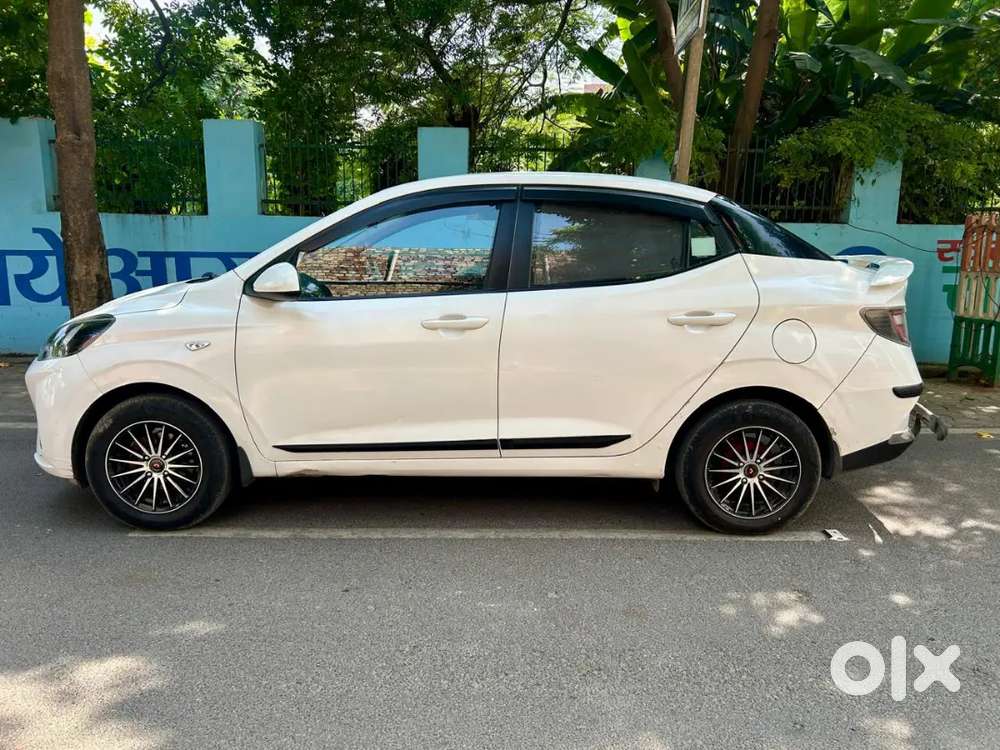 Hyundai Aura 21 Cng & Hybrids 550000 Km Driven