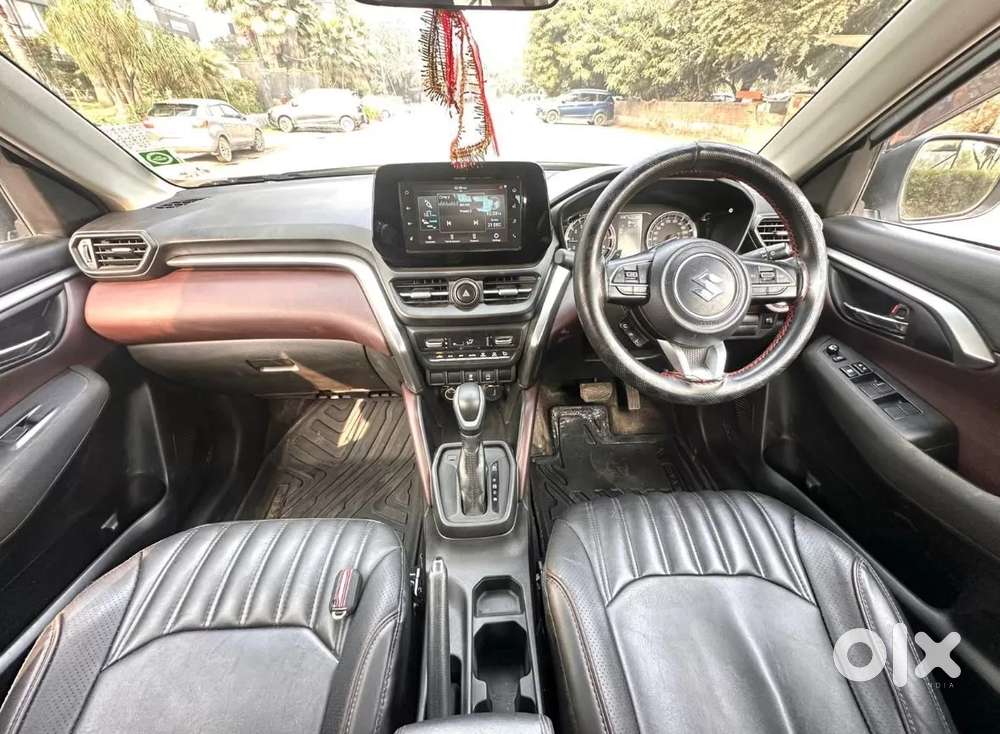 Maruti Suzuki Grand Vitara 1.5 Delta Smart Hybrid At, 2023, Petrol