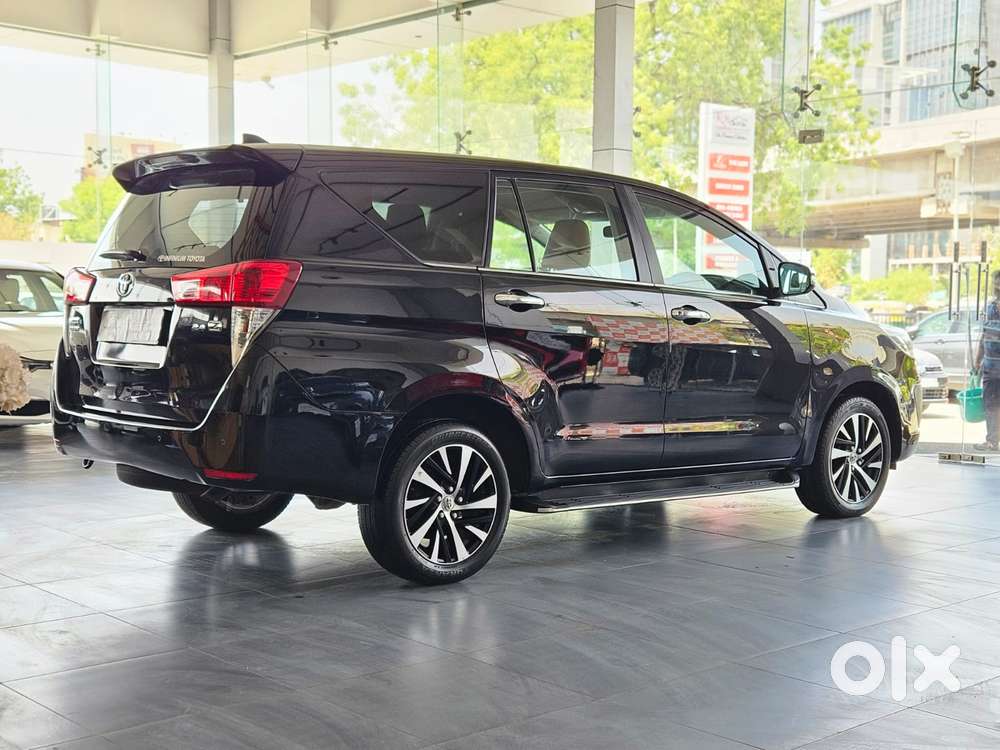 Toyota Innova Crysta [2020-ongoing] 2.4 Zx At 7 Str, 2022, Diesel