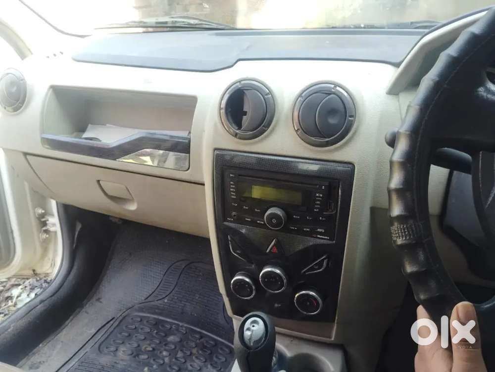Mahindra Verito Vibe Cs 2013 Diesel Well Maintained