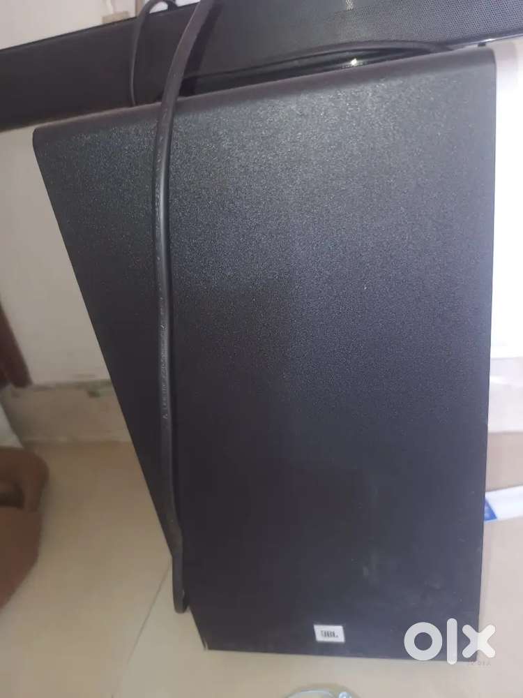 SOUNDBAR JBL