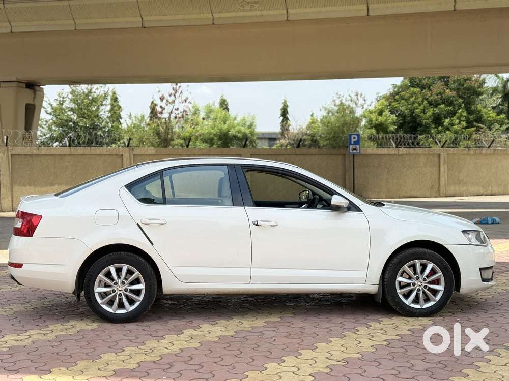 Skoda Octavia Ambition Plus 1.8 Tsi At, 2013, Petrol