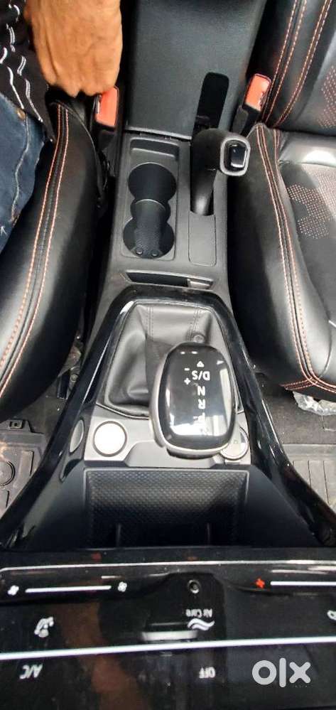 Volkswagen Taigun 1.0 Gt Line At, 2025, Petrol