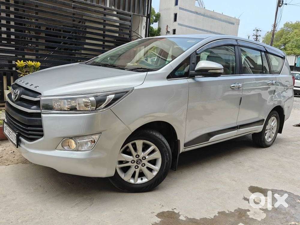 Toyota Innova Crysta 2.4 G Mt 8s, 2019, Diesel