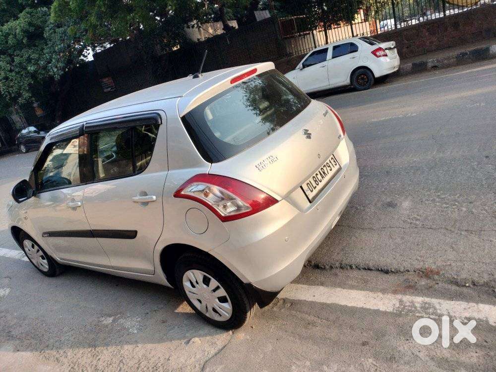 Maruti Suzuki Swift 1.3 Dlx, 2017, Petrol