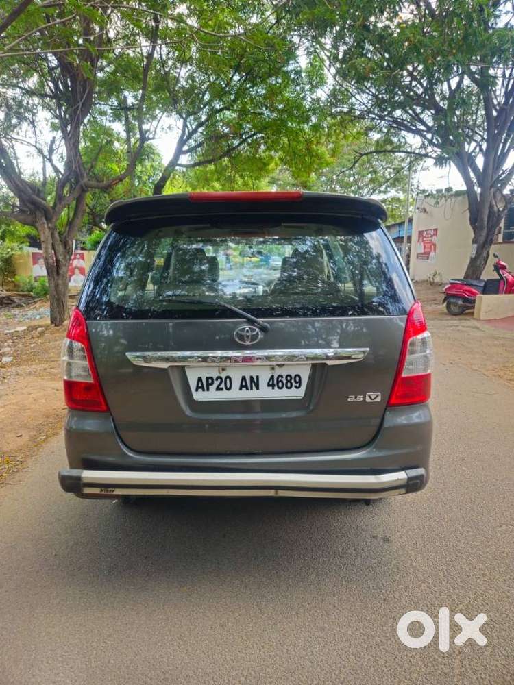 Toyota Innova 2.5 V 7 Str, 2012, Diesel