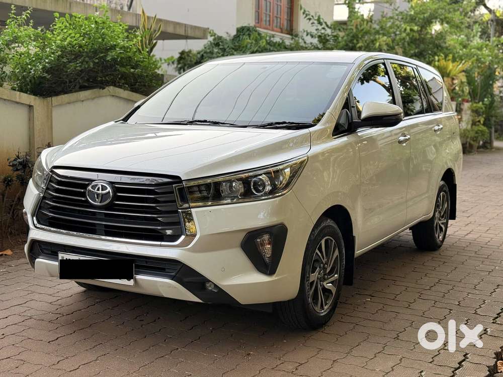 Toyota Innova Crysta 2.4 V, 2022, Diesel