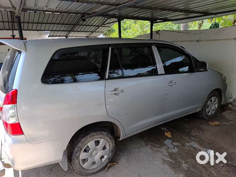 Toyota Innova 2011 Diesel Well Maintained For Sale