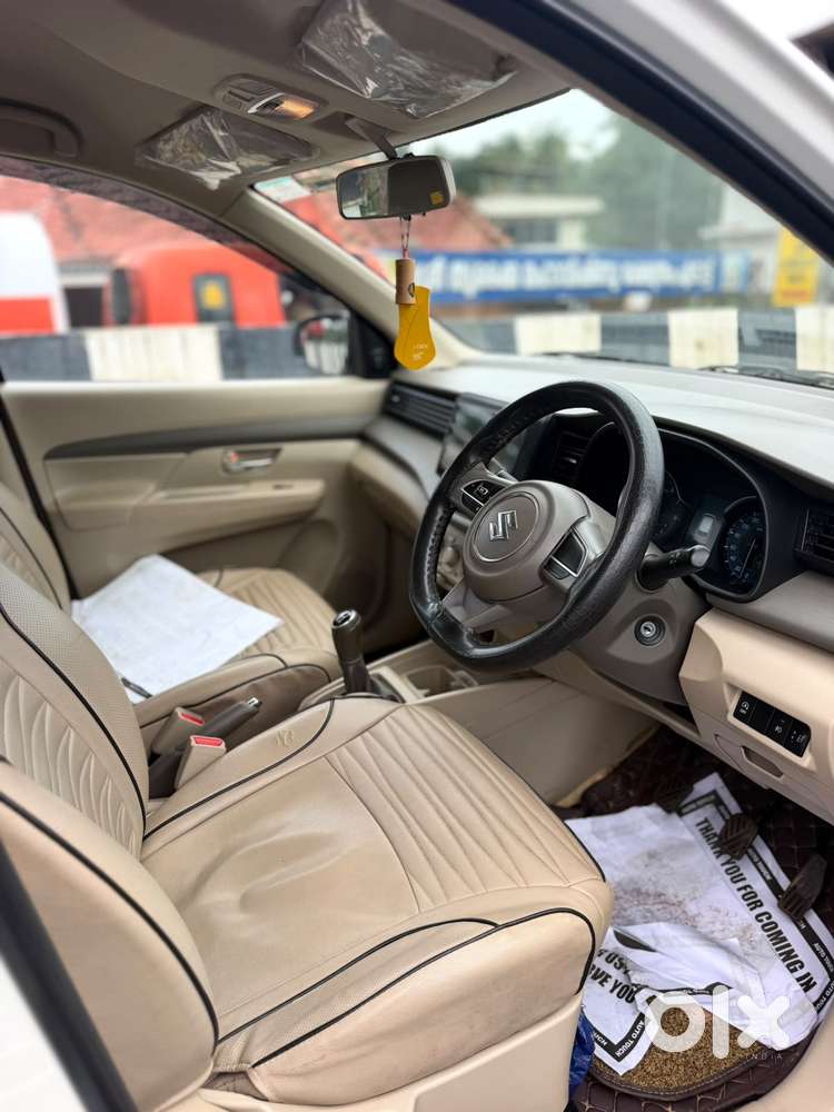 Maruti Suzuki Ertiga Vxi Shvs, 2022, Petrol