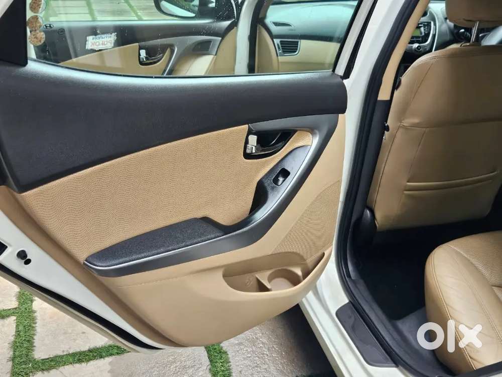 Hyundai New Elantra 2012 Diesel Manual