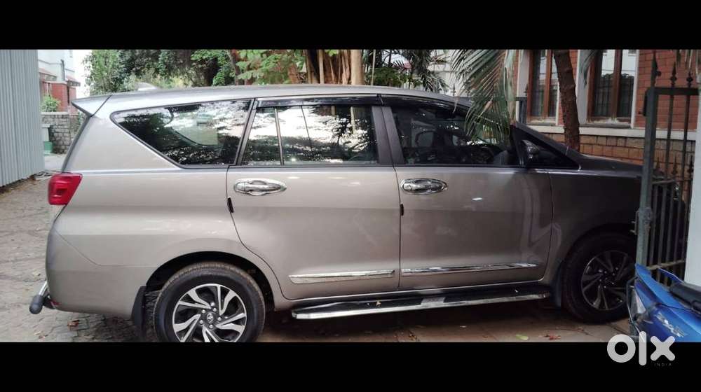 Toyota Innova Crysta 2025 Diesel 11500 Km Driven