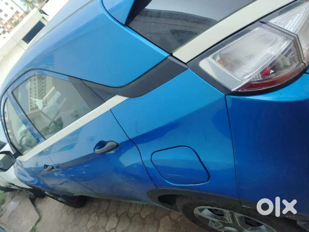 1st Owner Tata Nexon  44.5k Km  Full Service History  New Uc6 Tyres