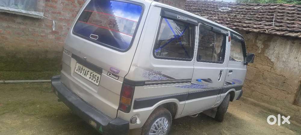 Maruti Suzuki Omni 2011