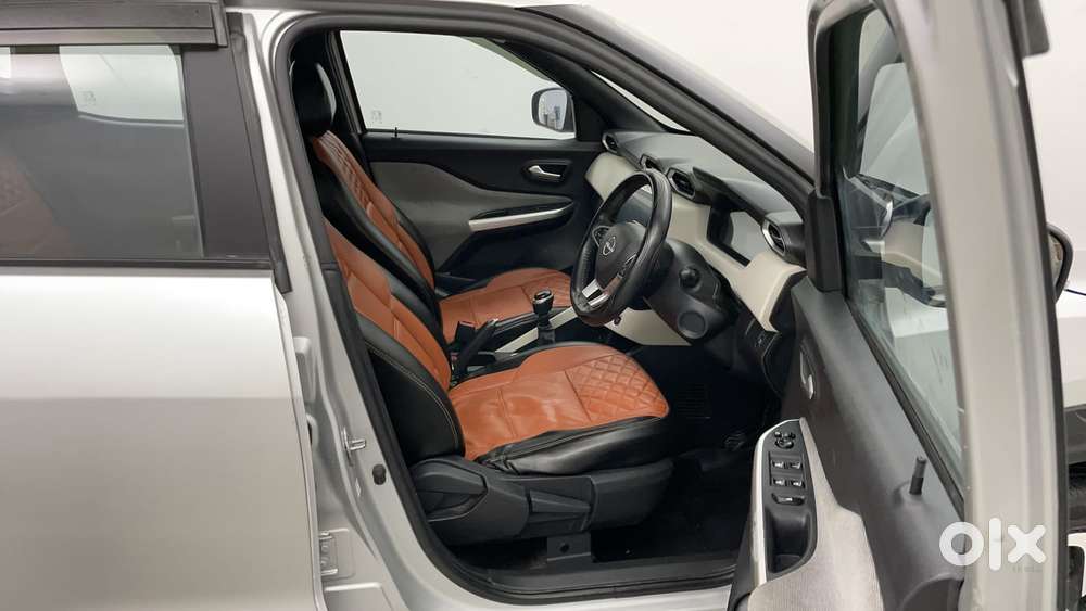 Nissan Magnite 1.0 Xv, 2021, Petrol